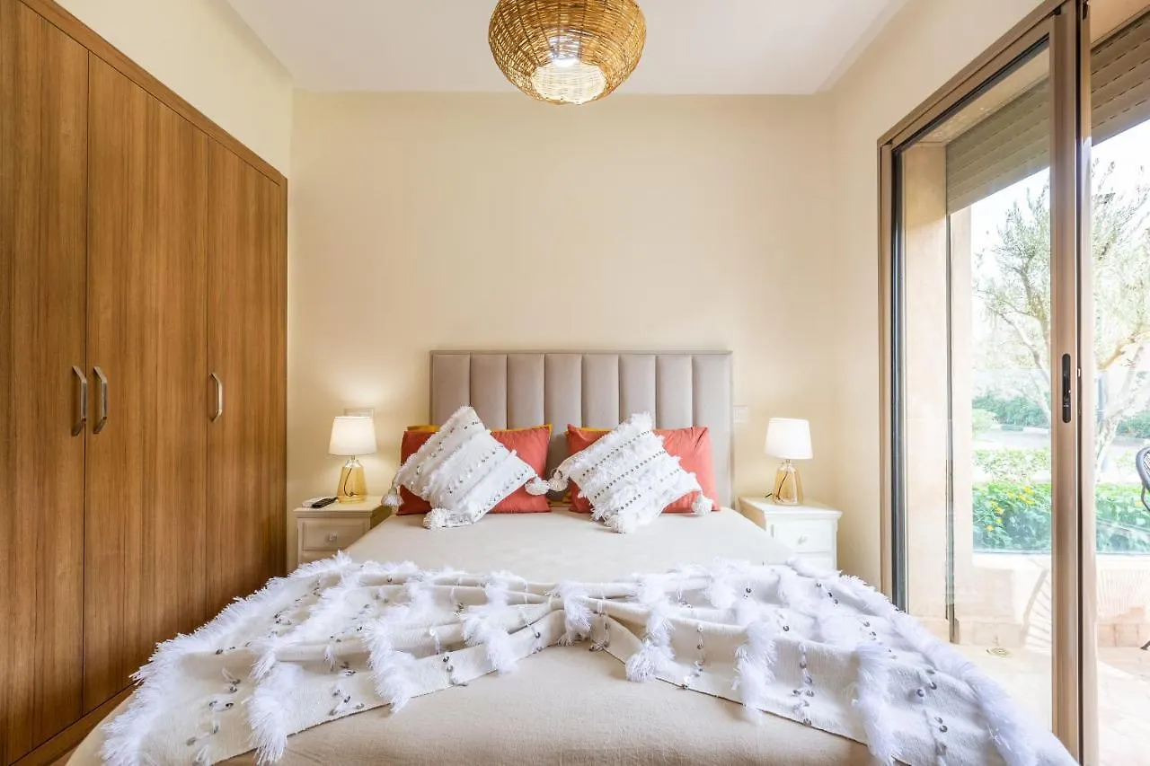 아파트 Superbe Appart En Residence Securisee Avec Piscine 마라케시