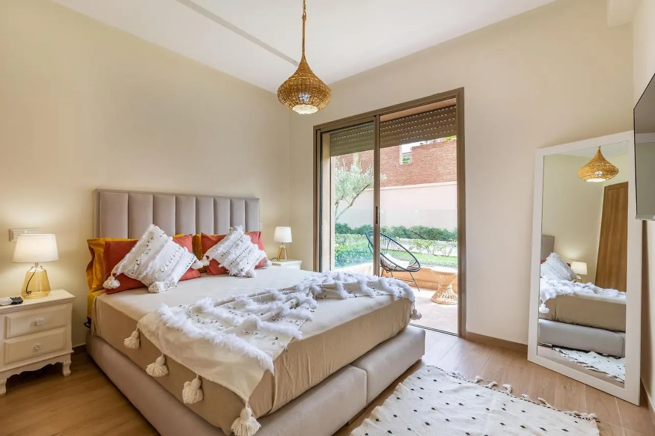 Superbe Appart En Residence Securisee Avec Piscine 마라케시 아파트