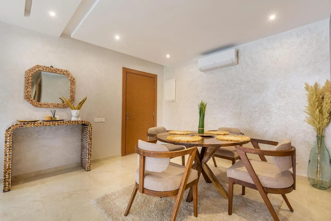 Superbe Appart En Residence Securisee Avec Piscine Marrakesh Marokko