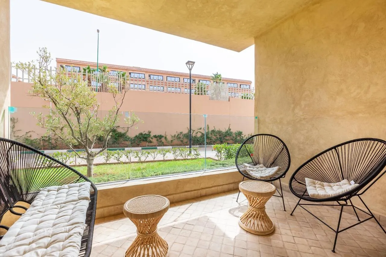 Superbe Appart En Residence Securisee Avec Piscine Marrakesh Apartment